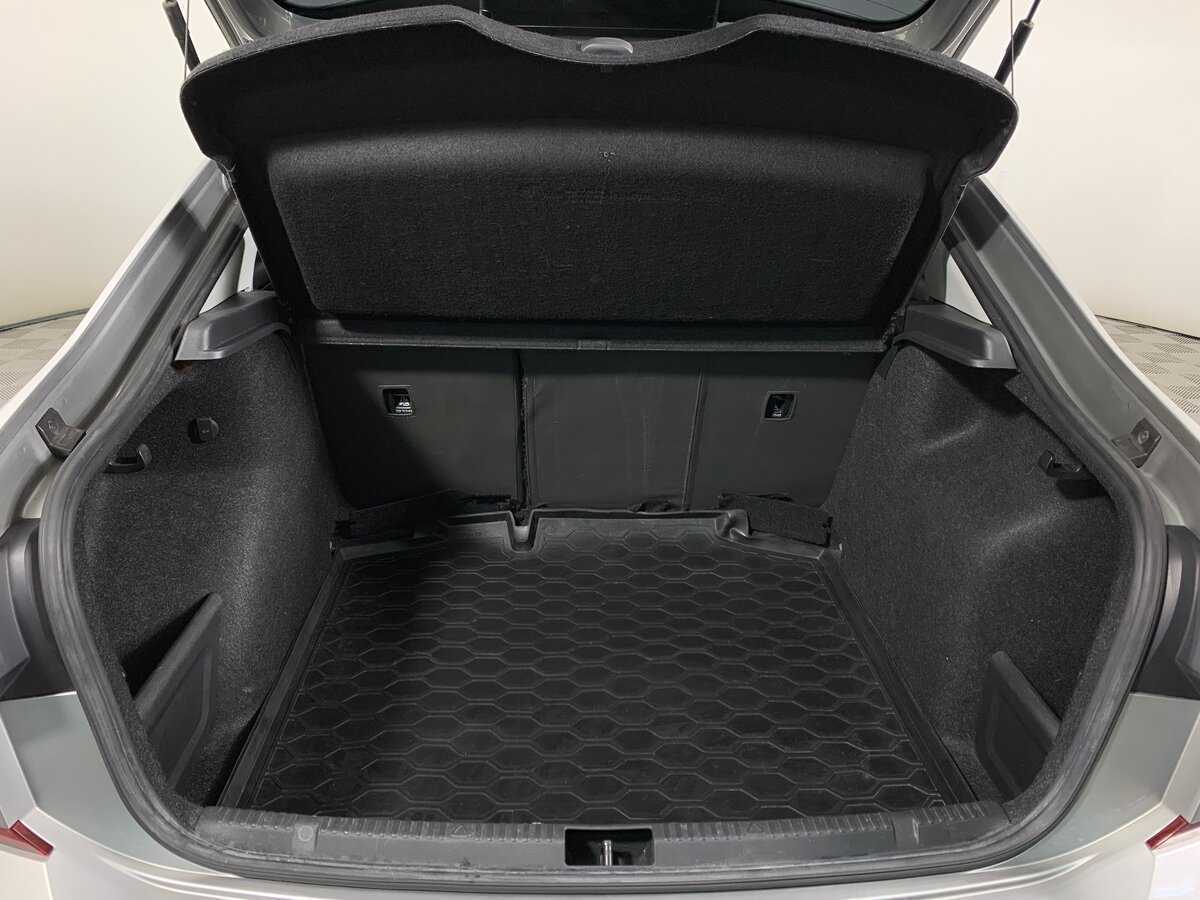 Б/У Фольксваген Поло 2022 года. Фото: #19