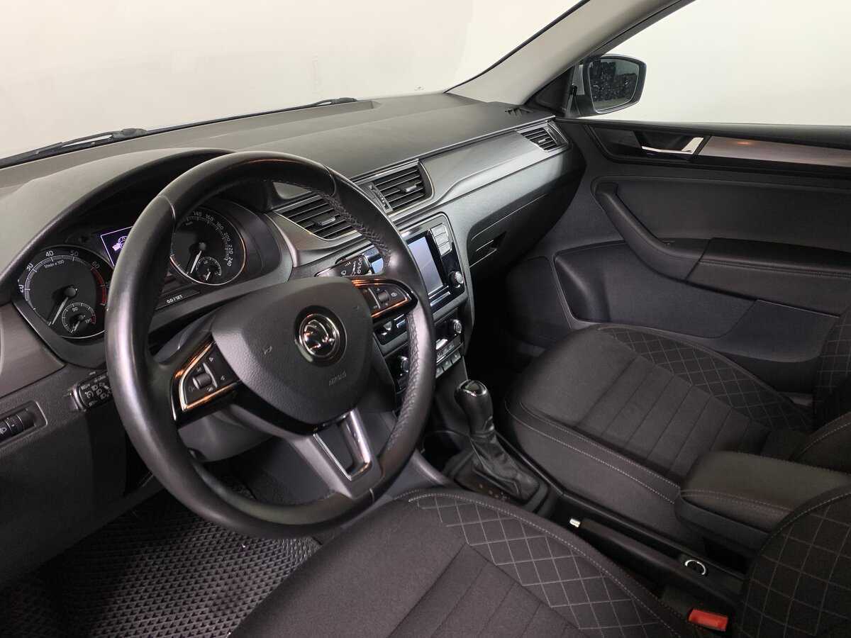 Б/У Шкода Рапид 2019 года. Фото: #9