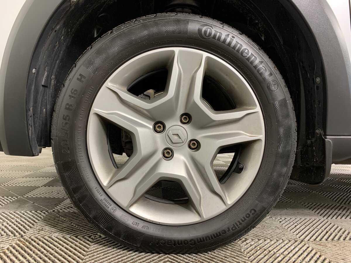 Б/У Рено Сандеро 2022 года. Фото: #8