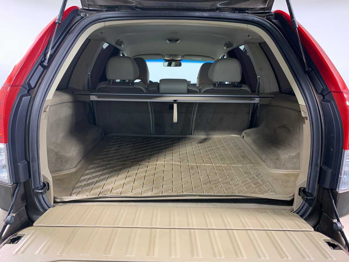 Б/У Вольво ИксЦ90 2013 года. Фото: #19