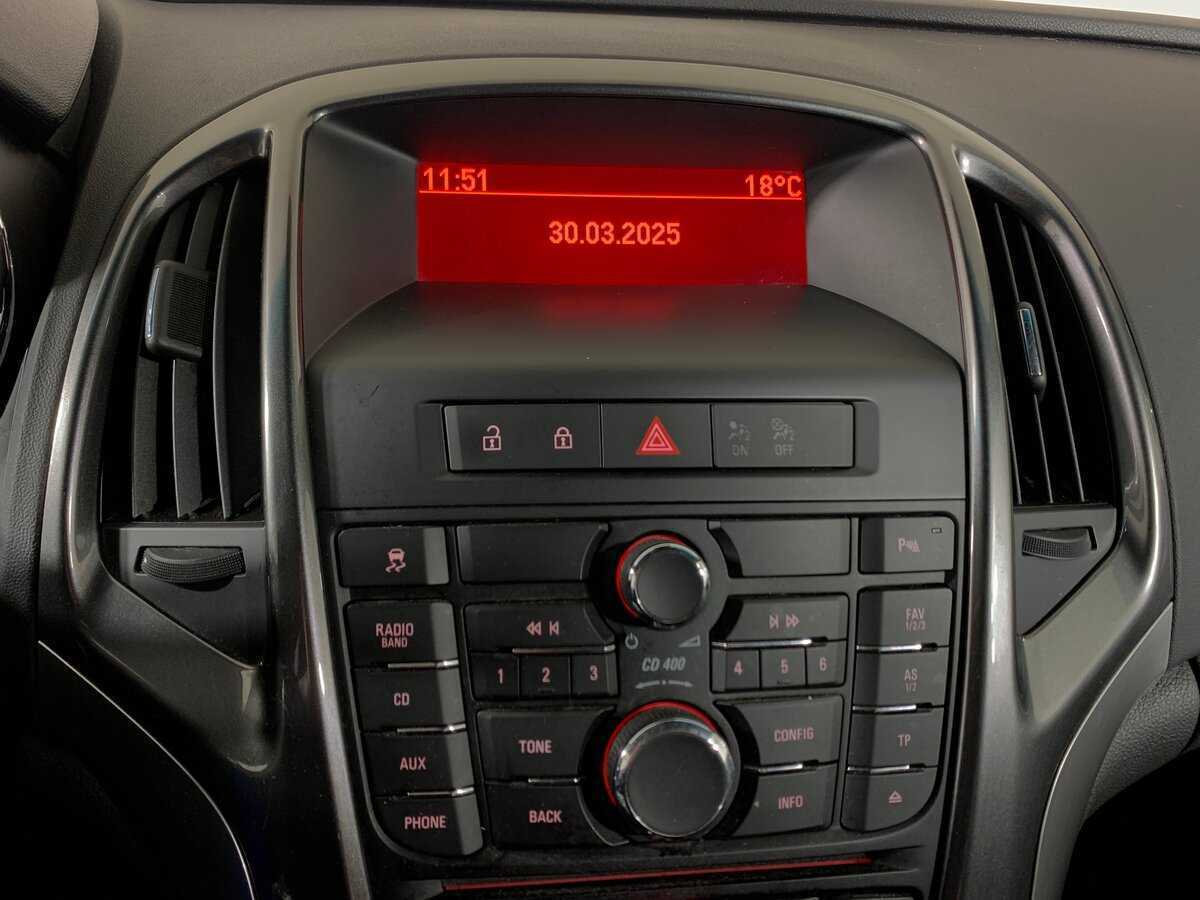 Б/У Опель Астра 2012 года. Фото: #15