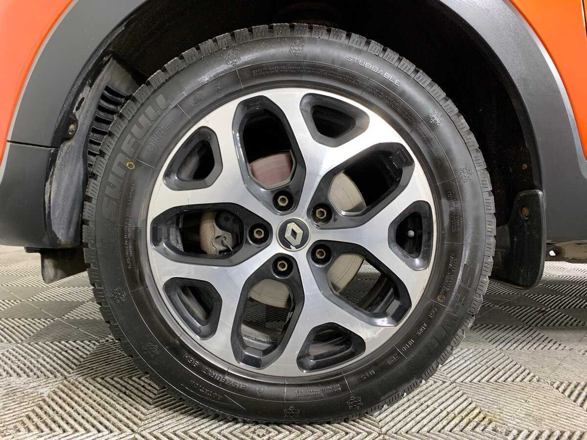 Б/У Рено Каптюр 2016 года. Фото: #8