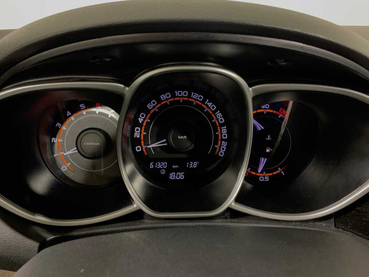 Б/У Лада (ВАЗ) Веста 2018 года. Фото: #14