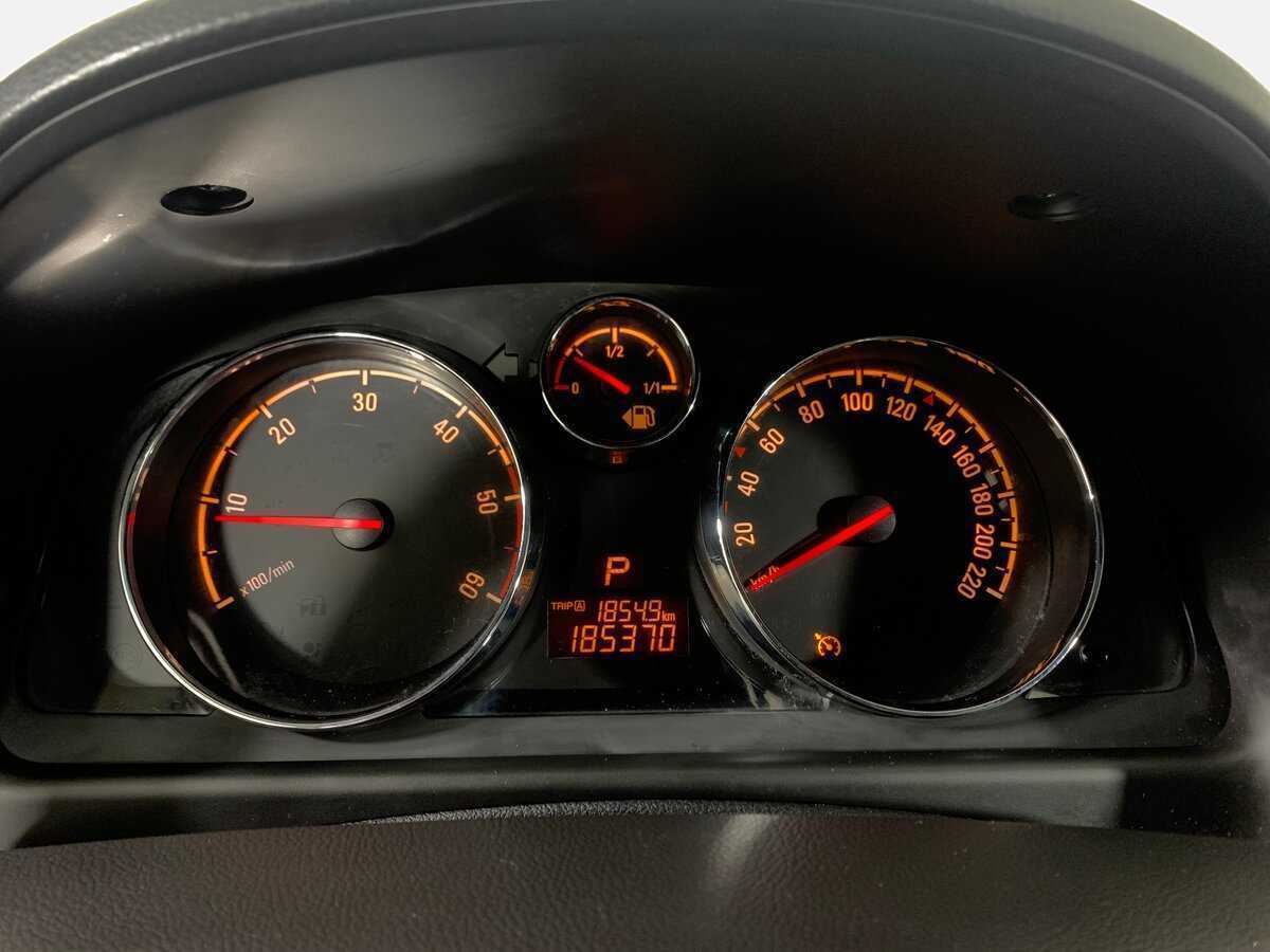 Б/У Опель Антара 2014 года. Фото: #14