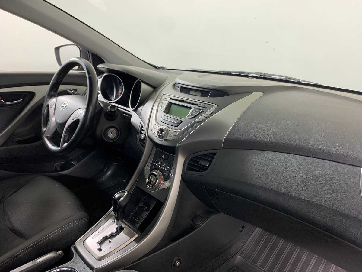 Б/У Хендай Елантра 2012 года. Фото: #13