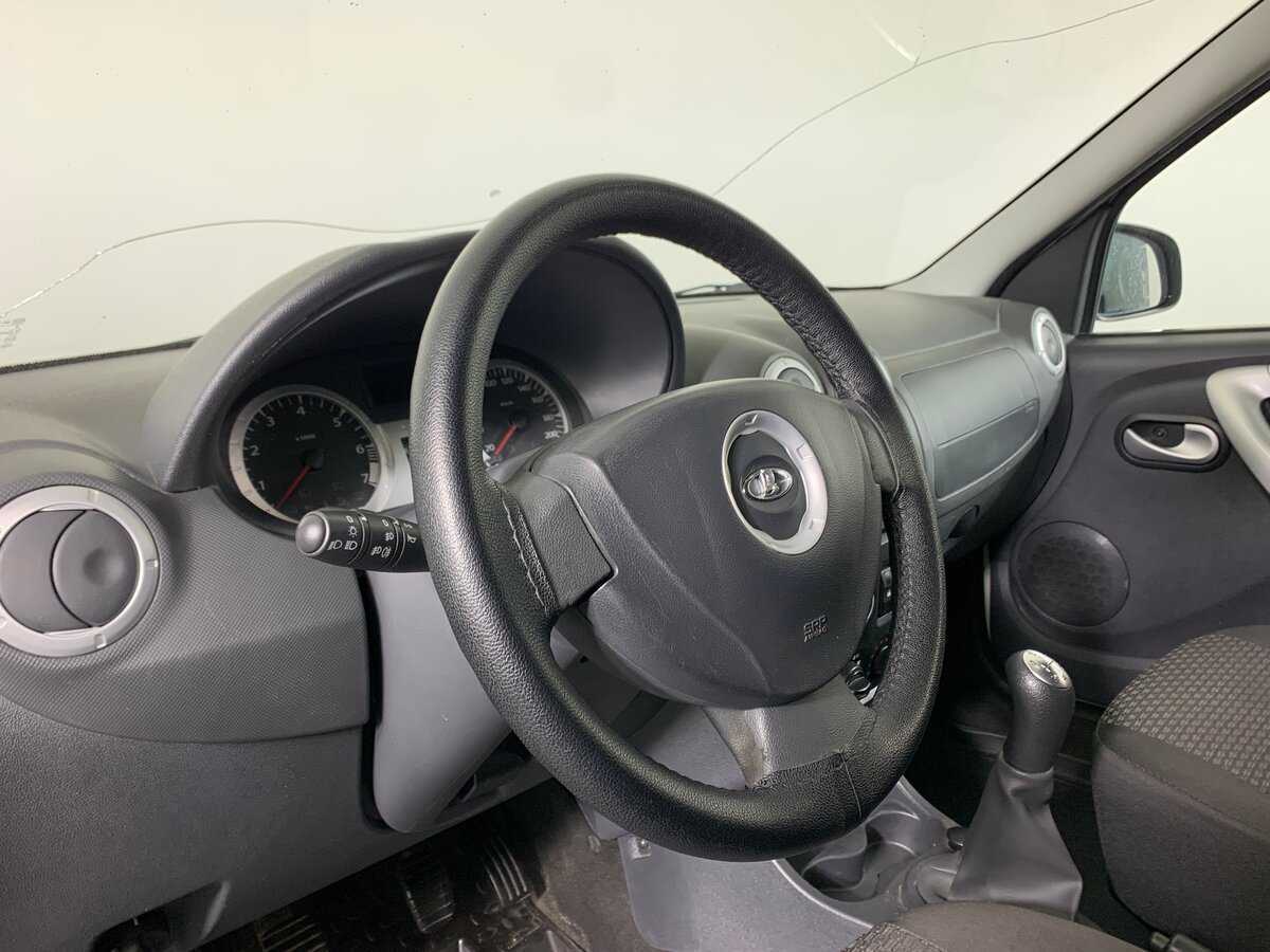 Б/У Лада (ВАЗ) Ларгус 2016 года. Фото: #10