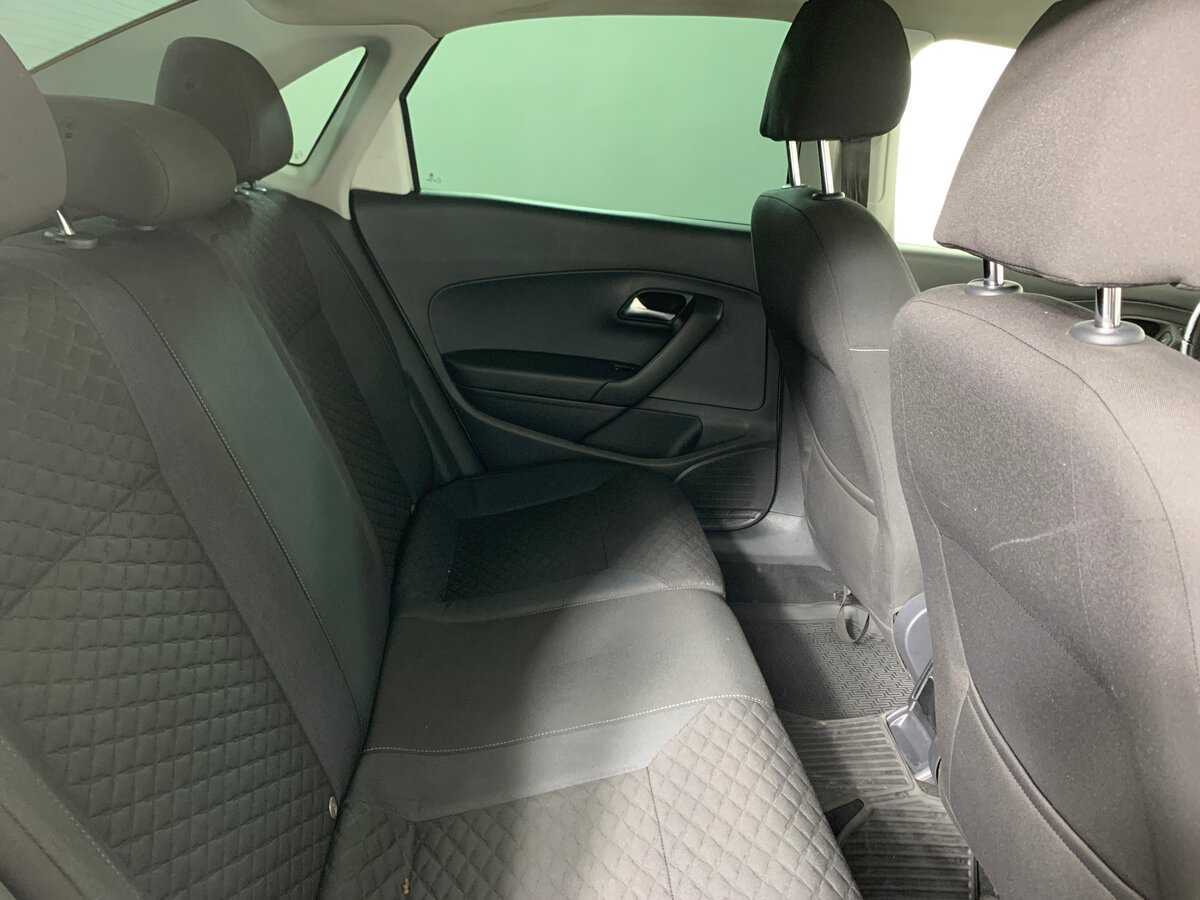 Б/У Фольксваген Поло 2018 года. Фото: #17