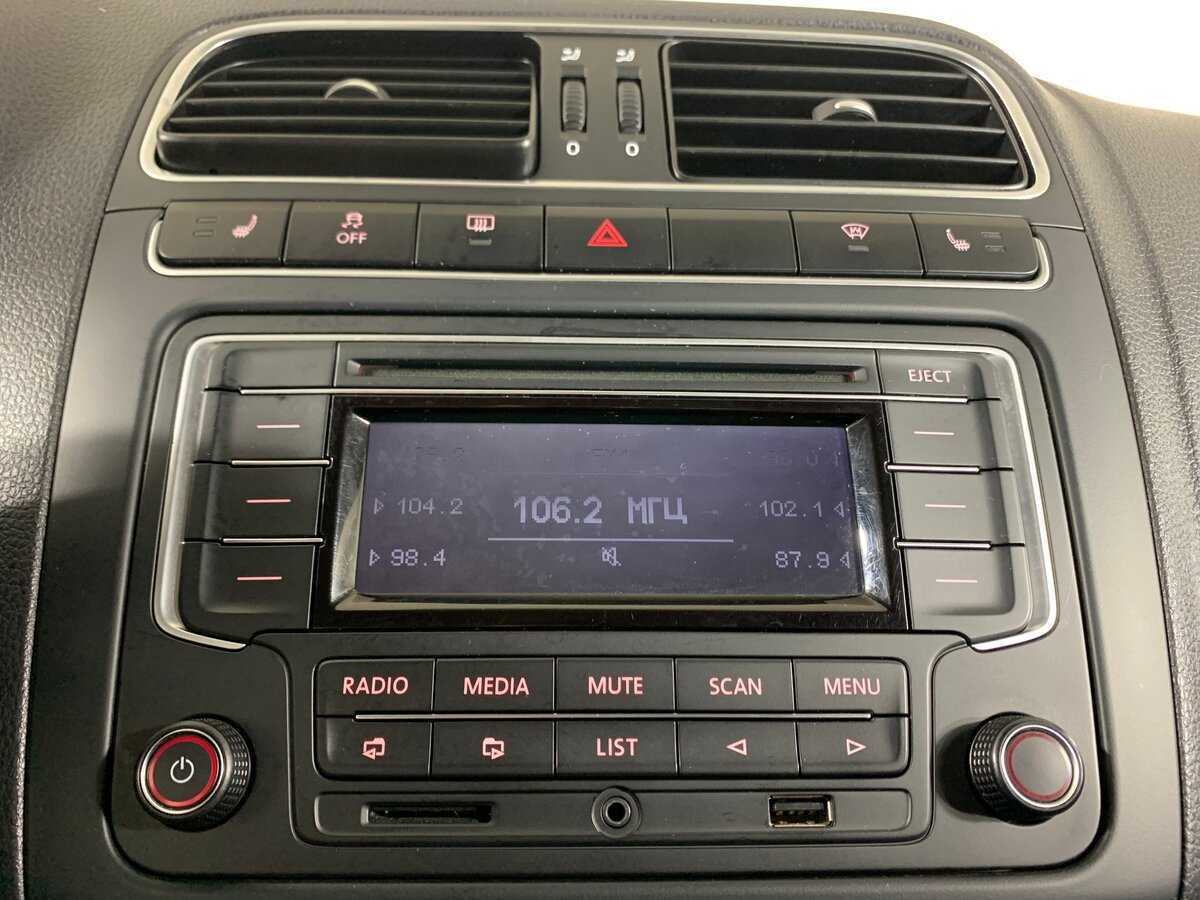 Б/У Фольксваген Поло 2013 года. Фото: #15