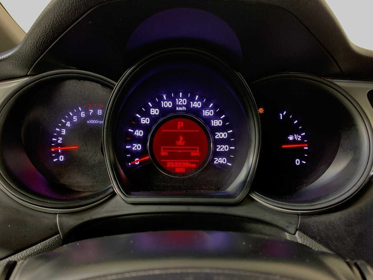 Б/У Киа Сид 2016 года. Фото: #12