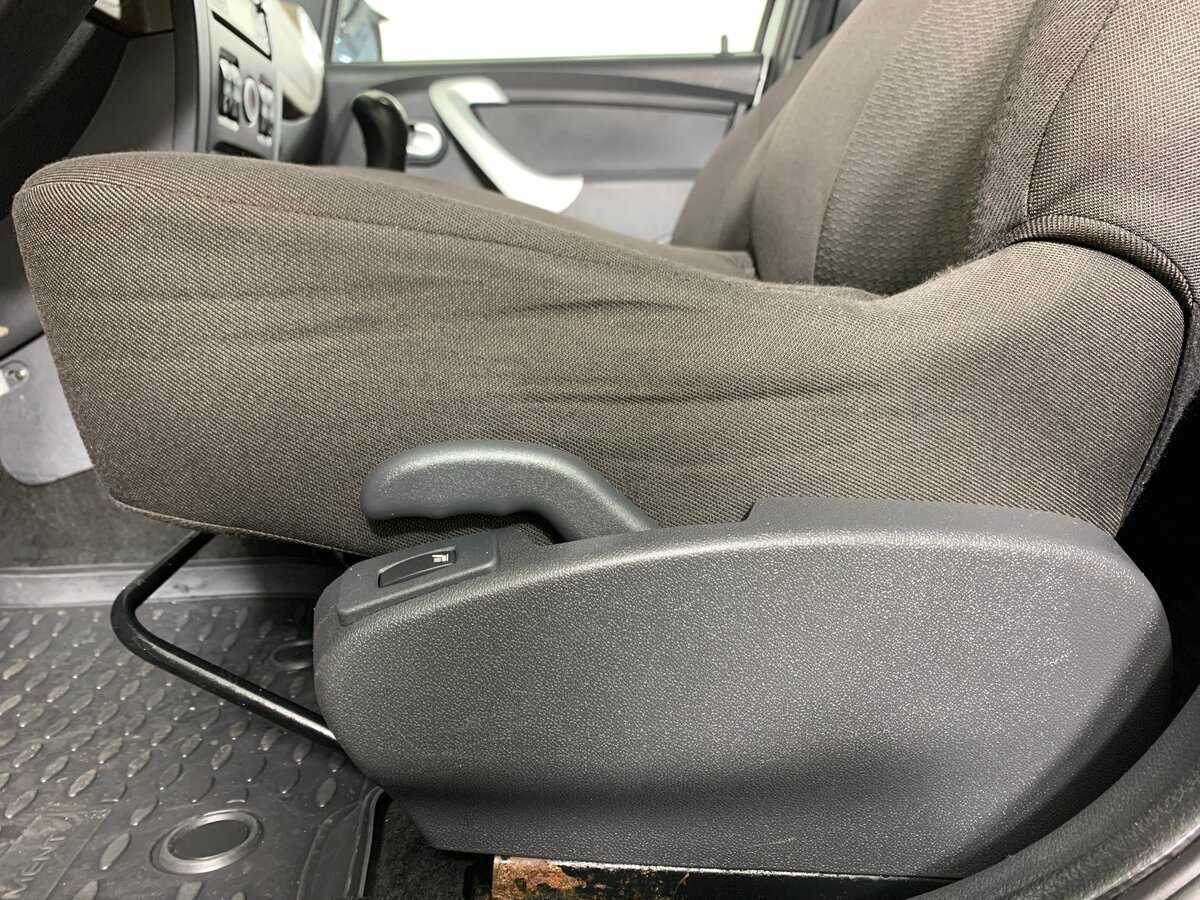 Б/У Лада (ВАЗ) Ларгус 2014 года. Фото: #16