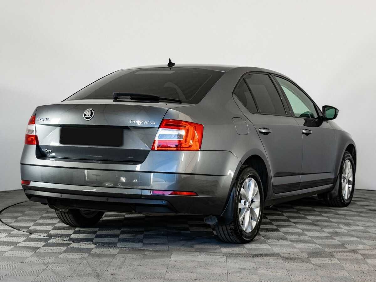 Б/У Шкода Октавия 2017 года. Фото: #3