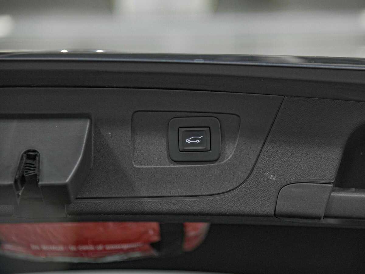 Б/У Опель Инсигния 2018 года. Фото: #21