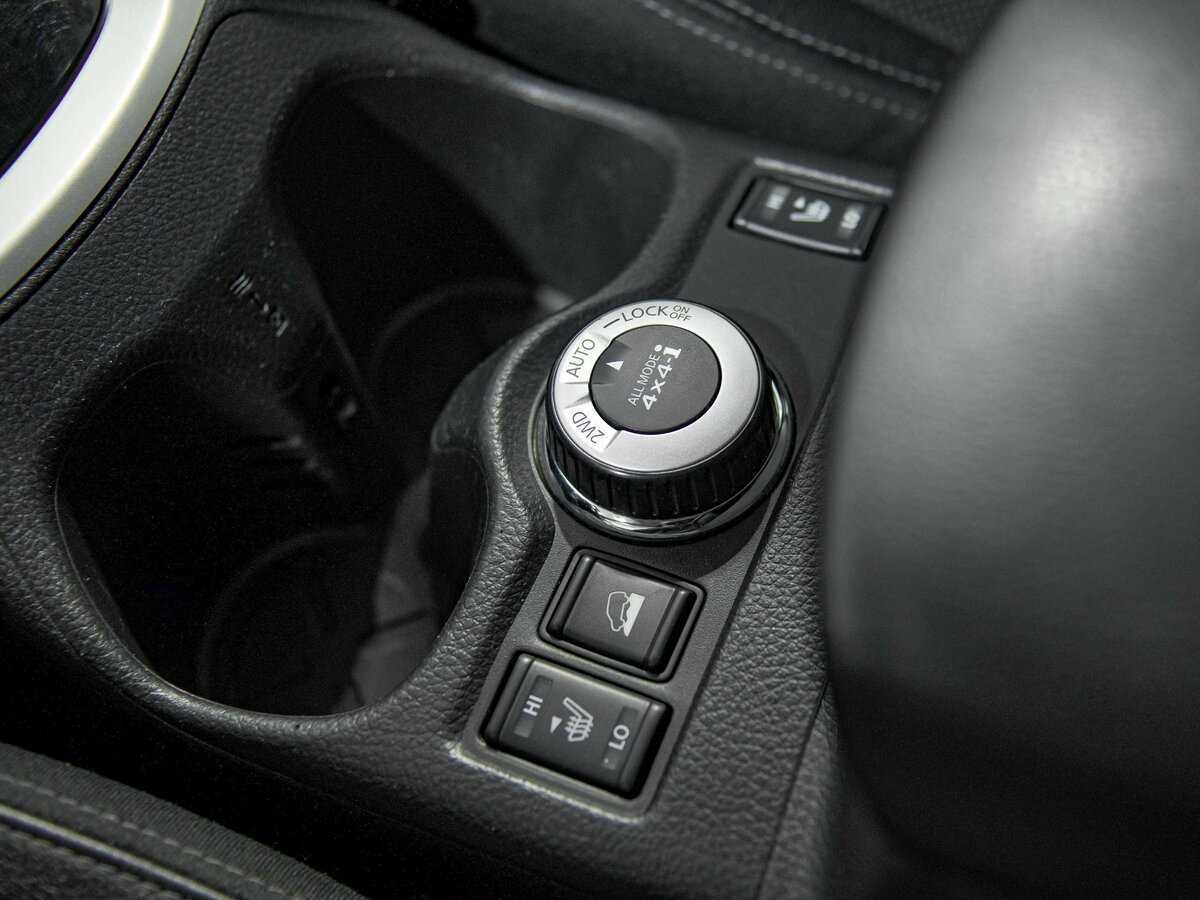 Б/У Ниссан Икс-Трейл 2016 года. Фото: #13