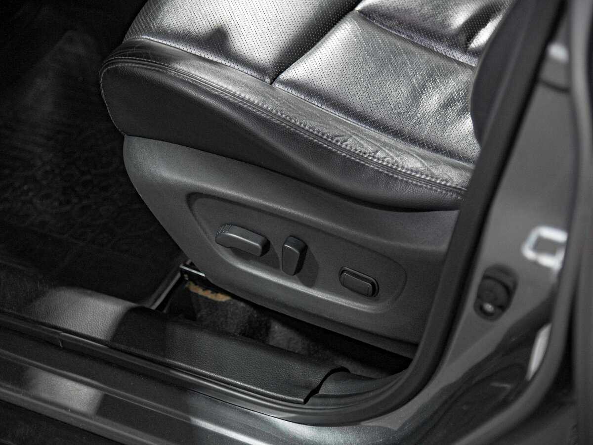 Б/У Ниссан Икс-Трейл 2016 года. Фото: #16