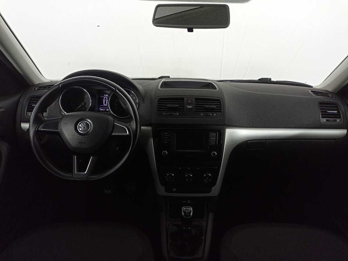 Б/У Шкода Йети 2017 года. Фото: #13