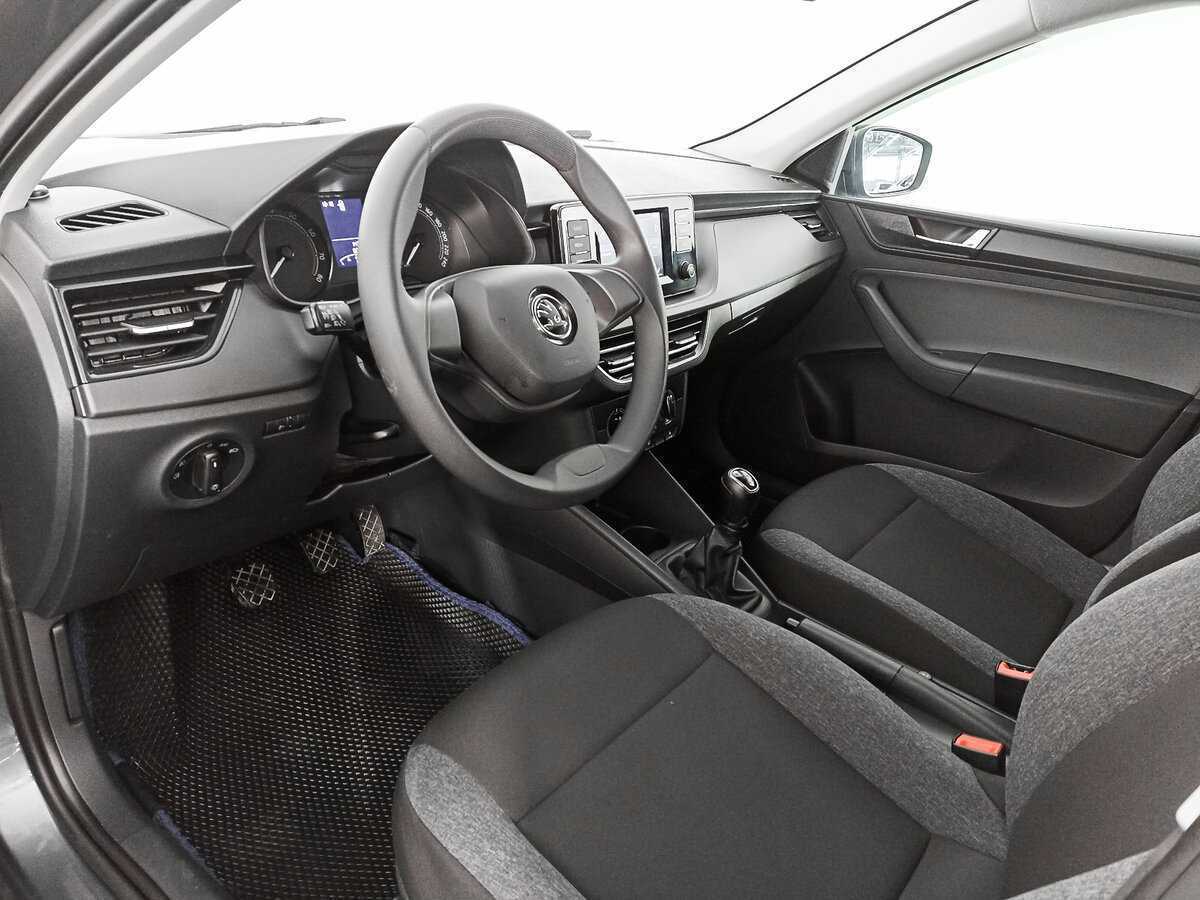 Б/У Шкода Рапид 2021 года. Фото: #12