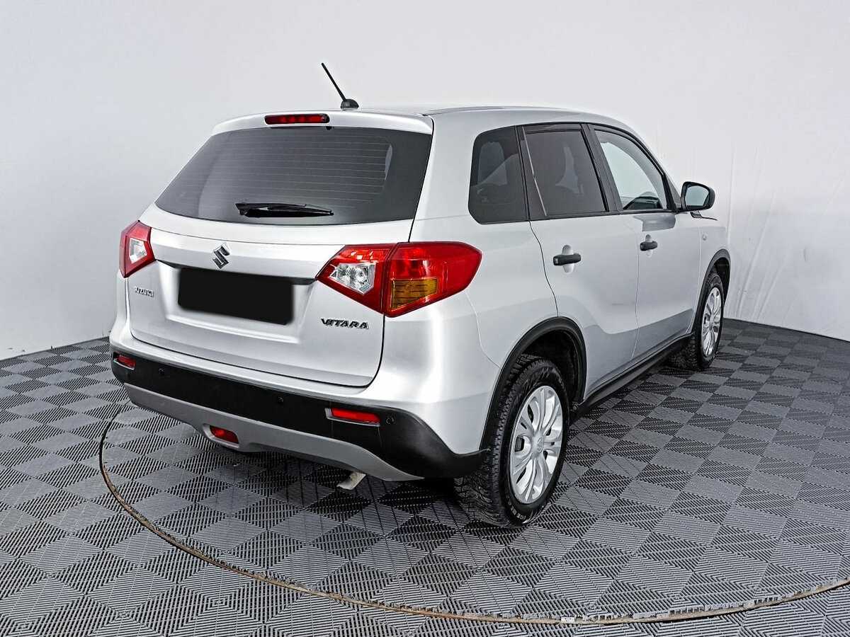 Б/У Сузуки Витара 2018 года. Фото: #3