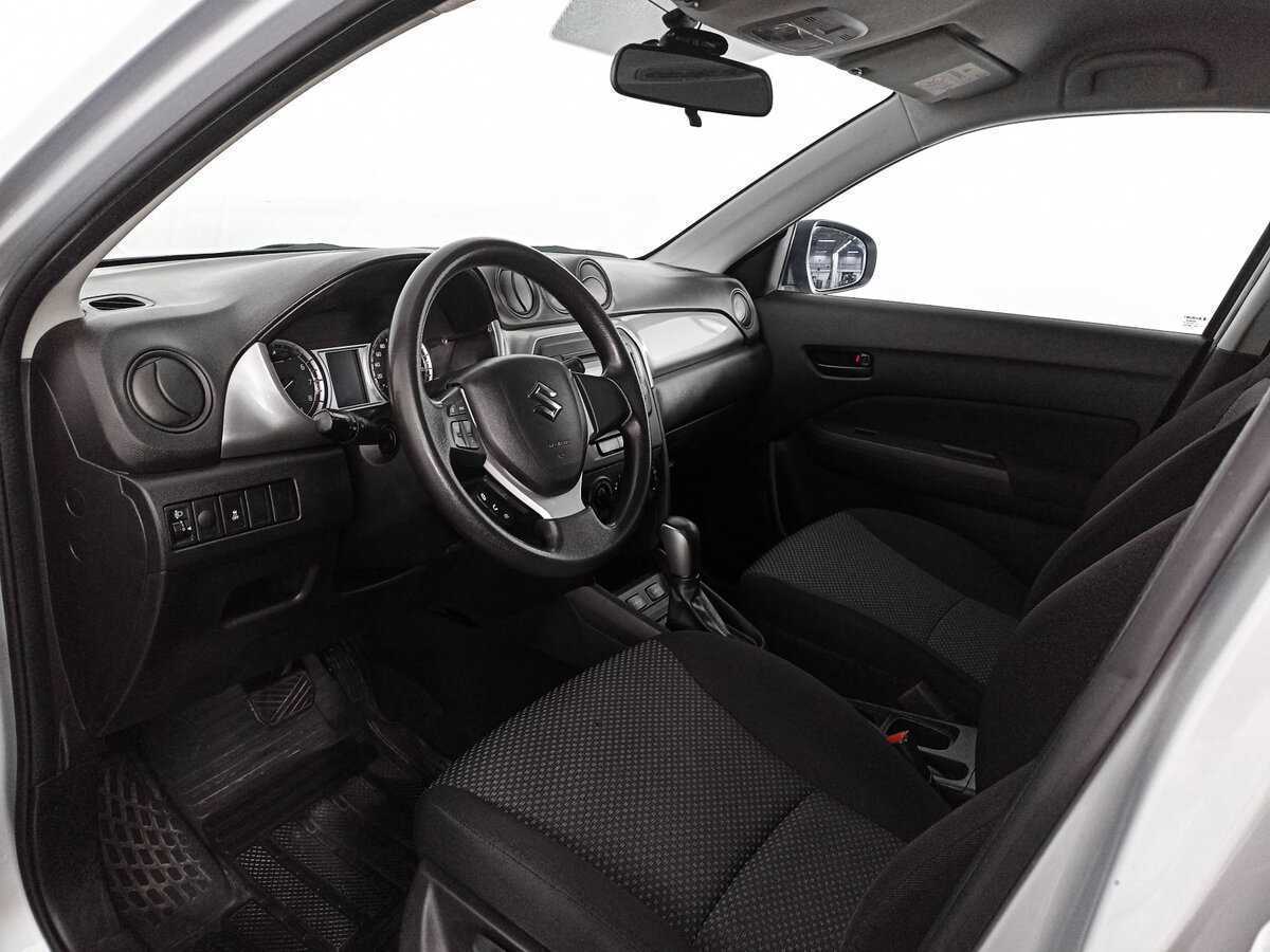 Б/У Сузуки Витара 2018 года. Фото: #13