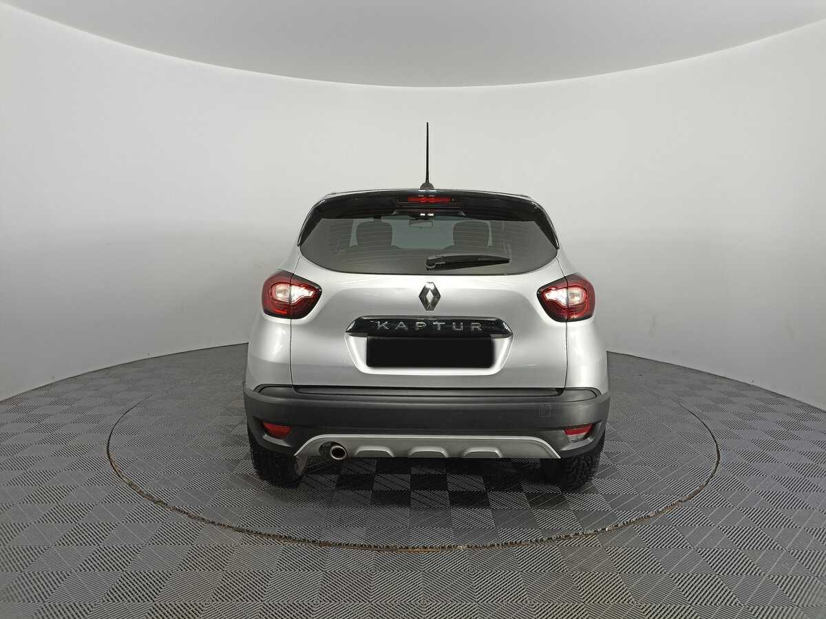 Б/У Рено Каптюр 2021 года. Фото: #5