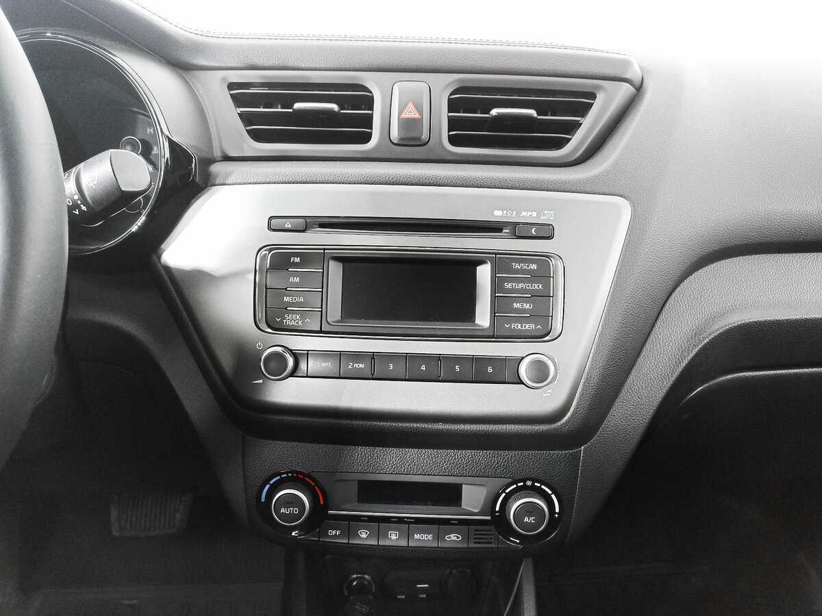 Б/У Киа Рио 2016 года. Фото: #12