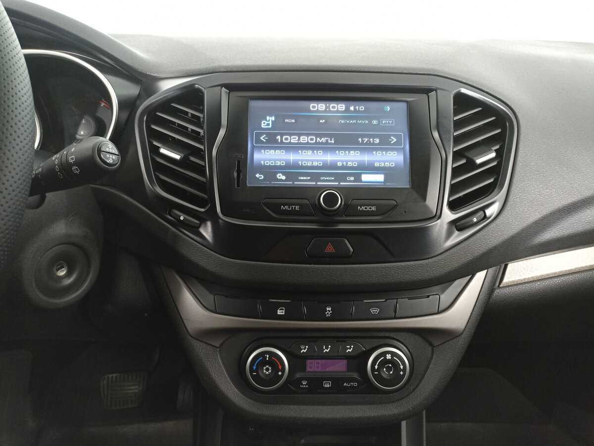 Б/У Лада (ВАЗ) Веста 2019 года. Фото: #14