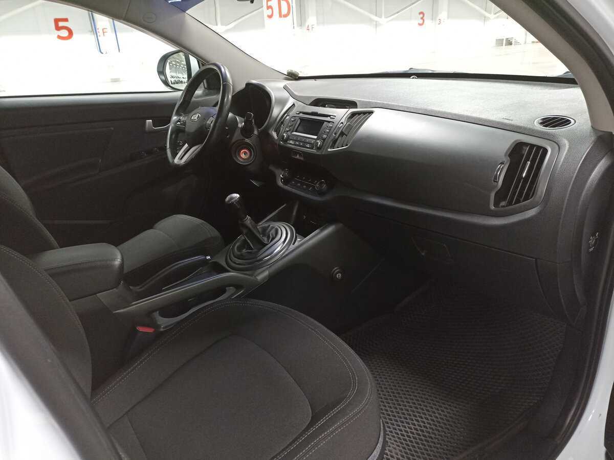 Б/У Киа Спортейдж 2013 года. Фото: #10