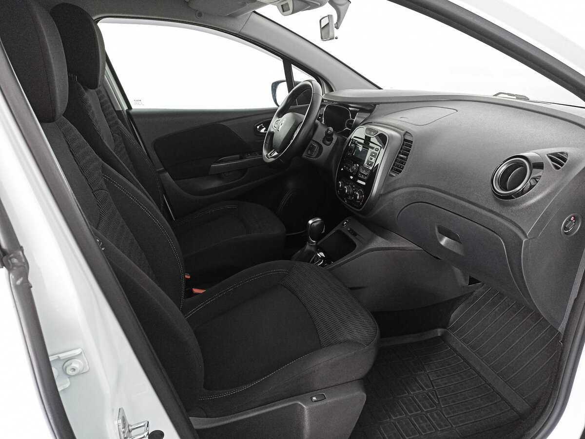 Б/У Рено Каптюр 2017 года. Фото: #7