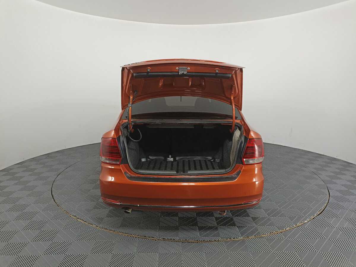 Б/У Фольксваген Поло 2017 года. Фото: #8