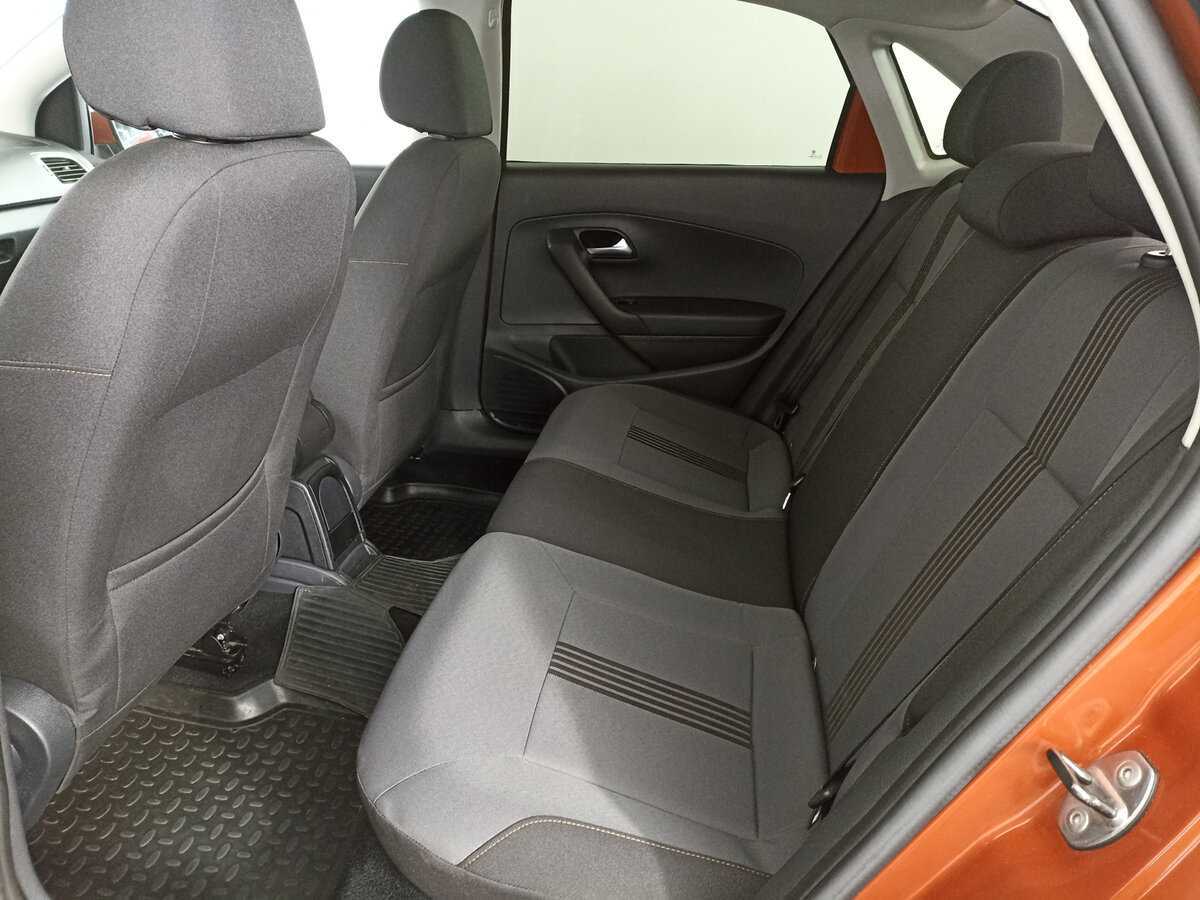 Б/У Фольксваген Поло 2017 года. Фото: #10