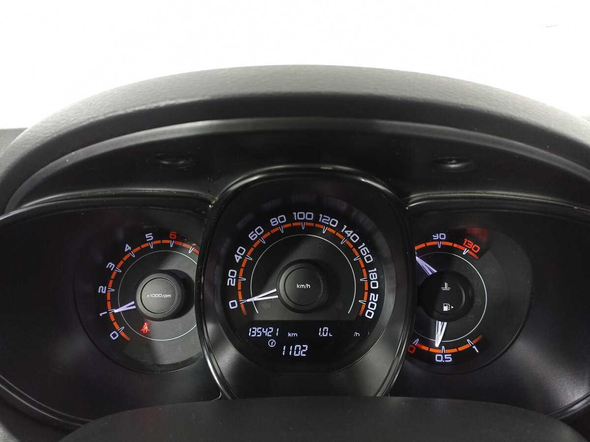 Б/У Лада (ВАЗ) Веста 2017 года. Фото: #11