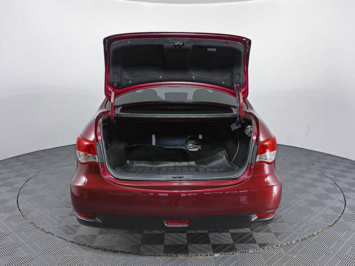 Б/У Ниссан Альмера 2013 года. Фото: #7