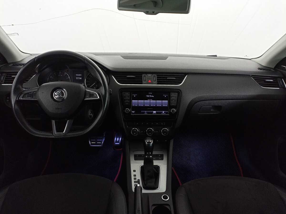 Б/У Шкода Октавия 2015 года. Фото: #13