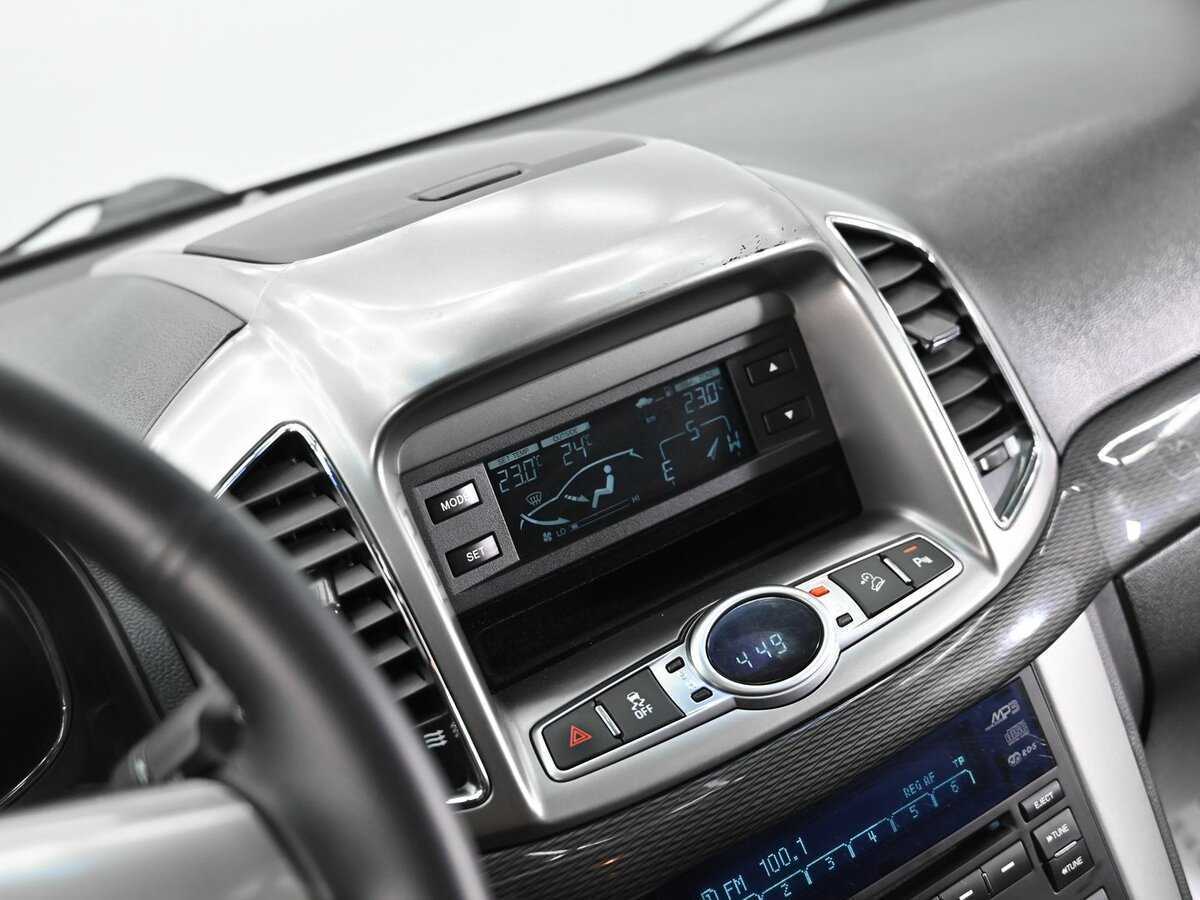 Б/У Шевроле Каптива 2015 года. Фото: #10