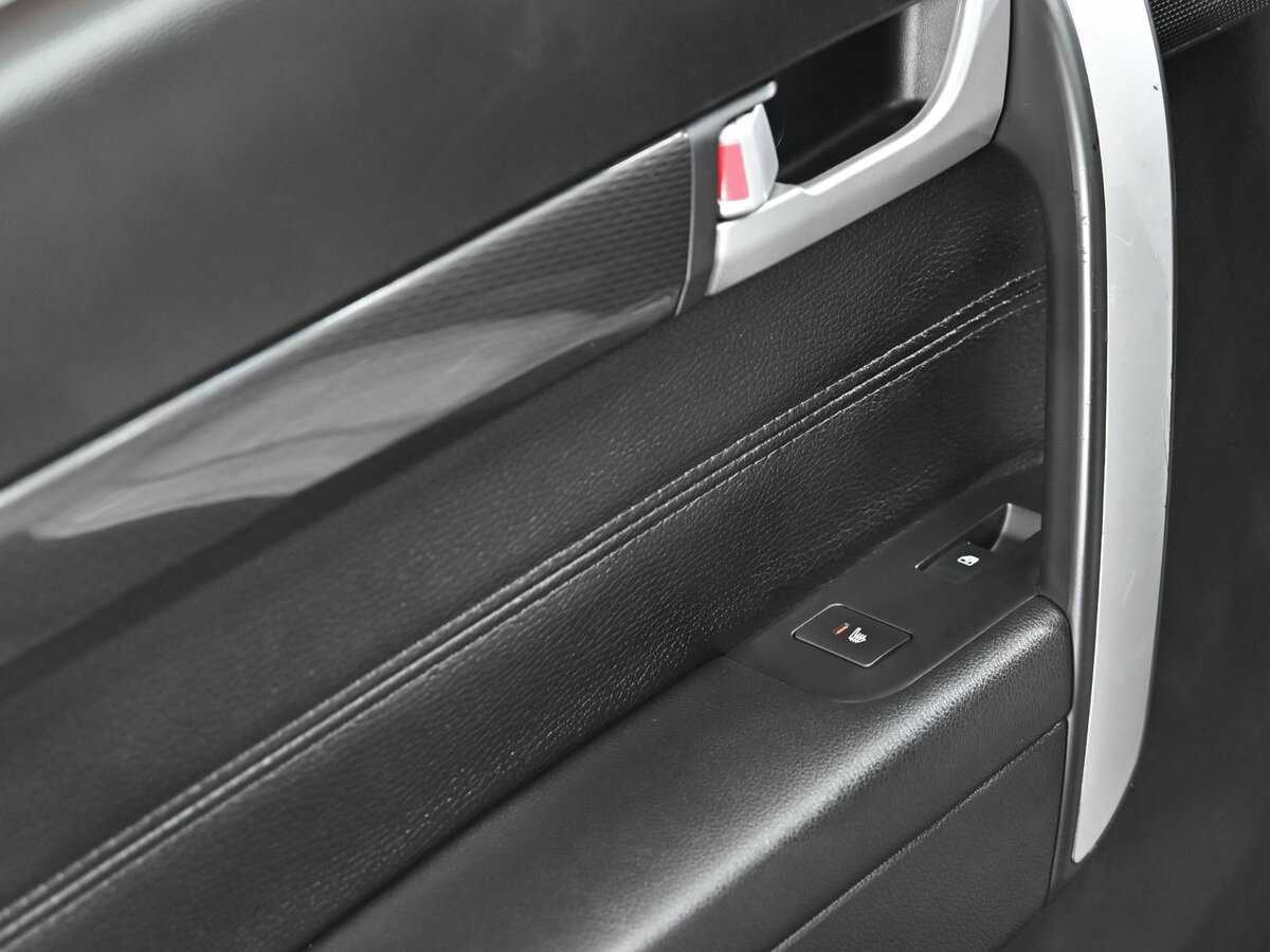 Б/У Шевроле Каптива 2015 года. Фото: #12