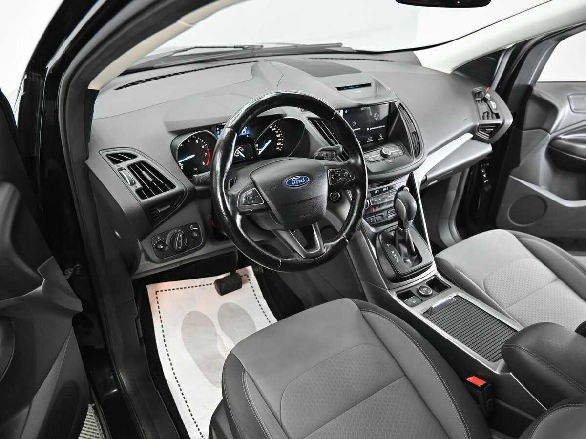 Б/У Форд Куга 2017 года. Фото: #7