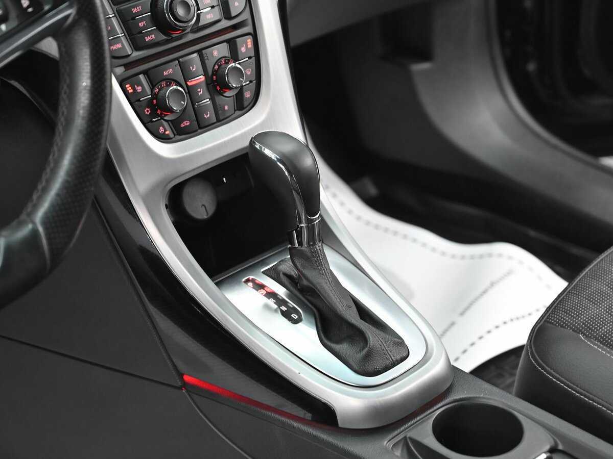 Б/У Опель Астра 2012 года. Фото: #10