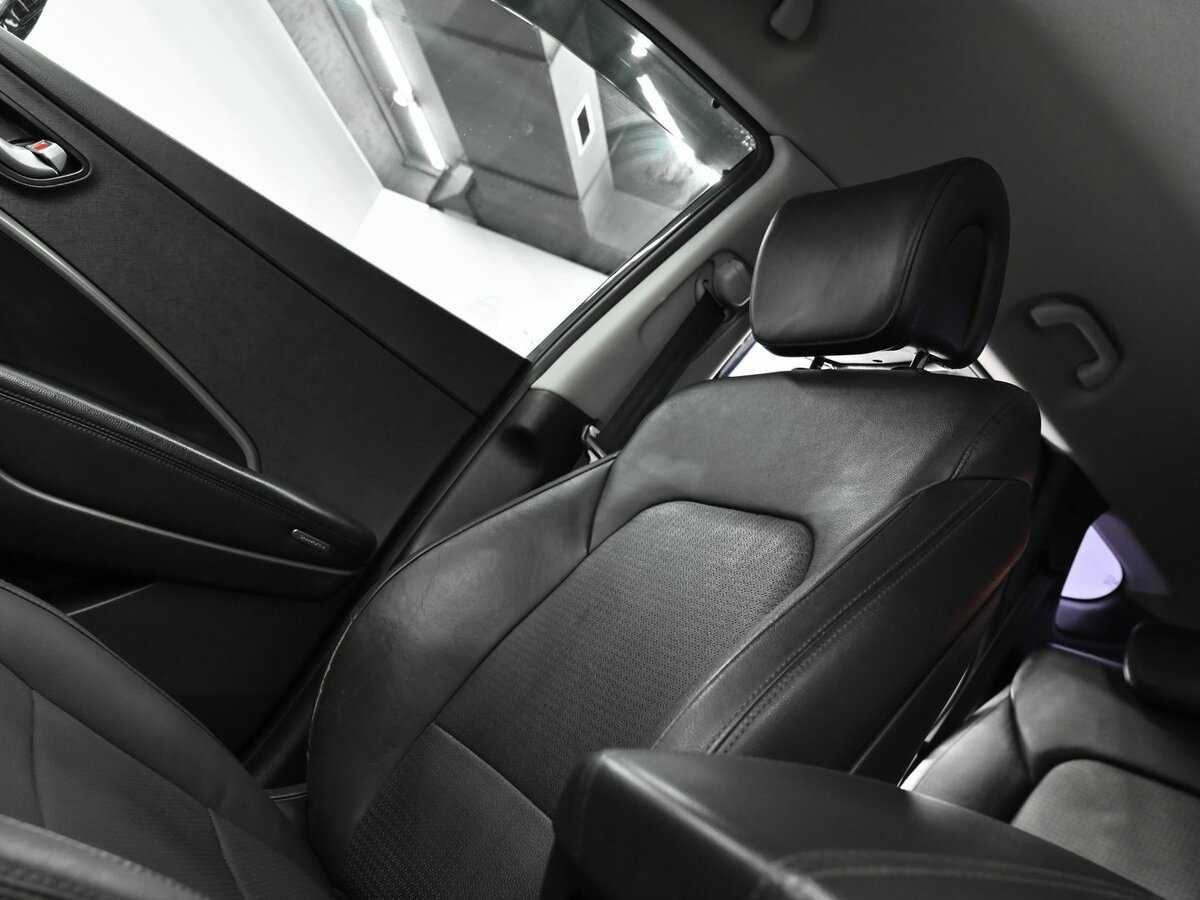 Б/У Хендай Санта Фе 2013 года. Фото: #17