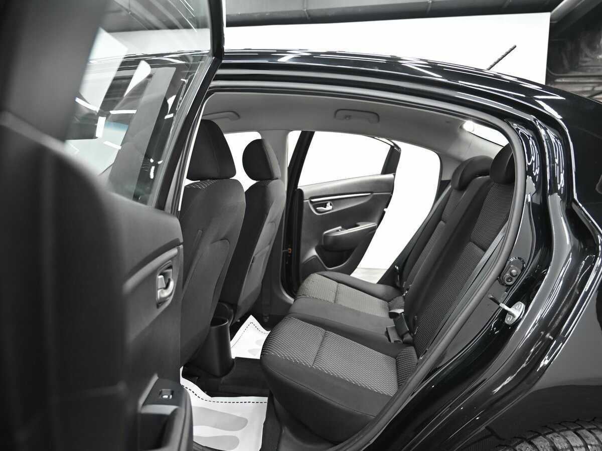 Б/У Киа Рио 2018 года. Фото: #11