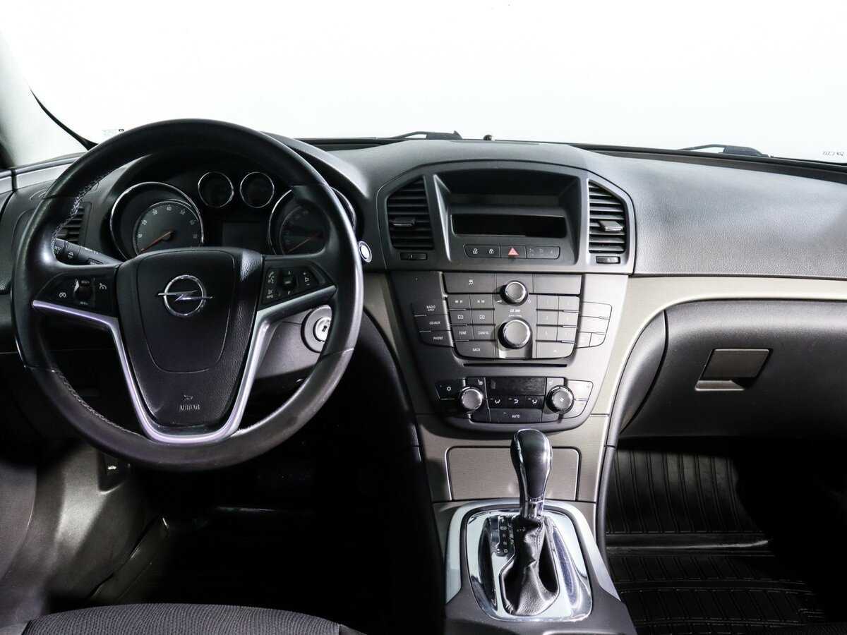 Б/У Опель Инсигния 2012 года. Фото: #6