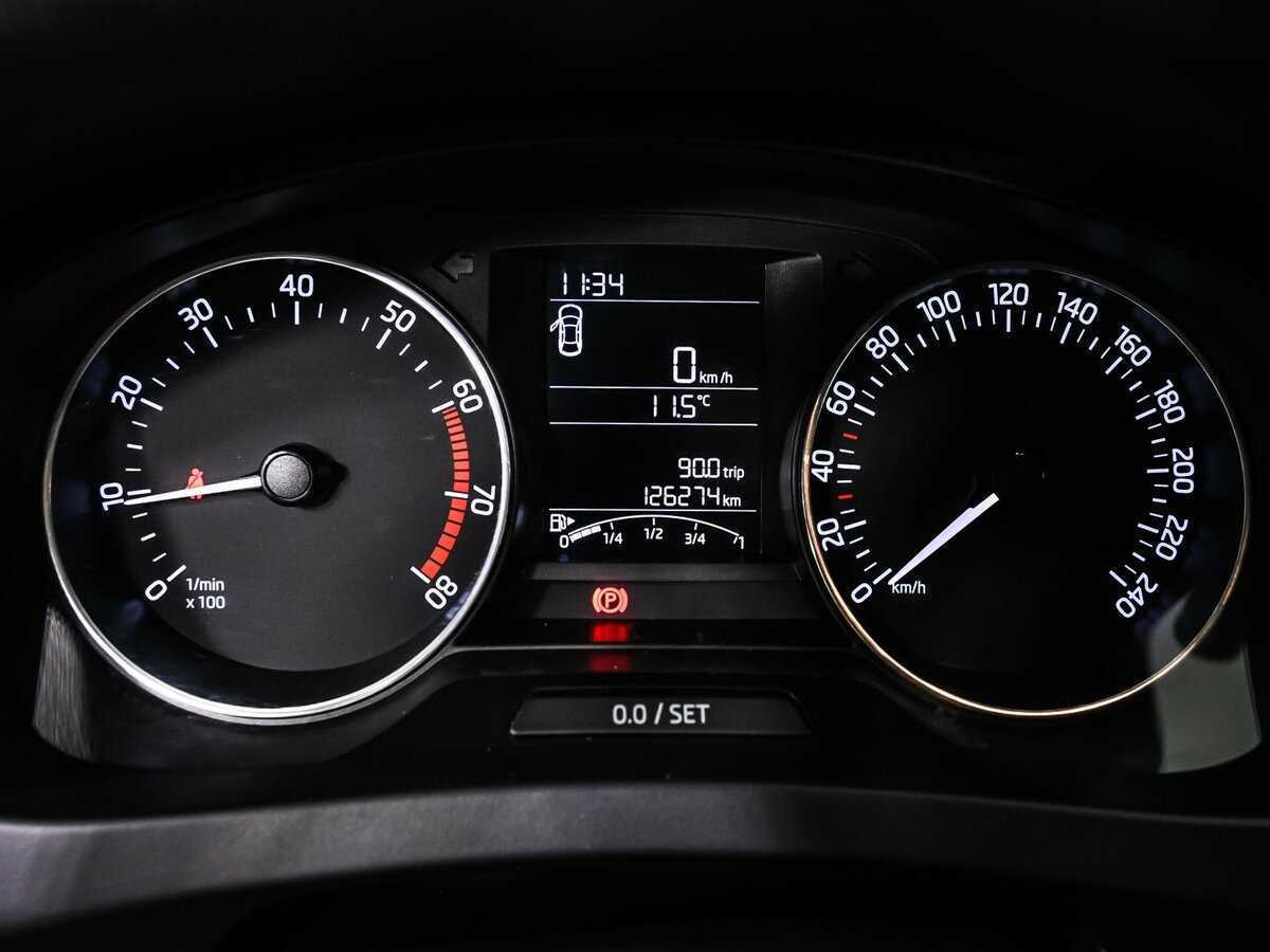 Б/У Шкода Рапид 2017 года. Фото: #11