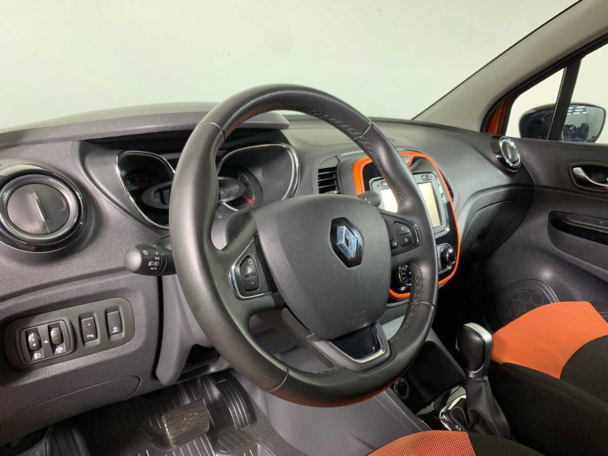 Б/У Рено Каптюр 2018 года. Фото: #11