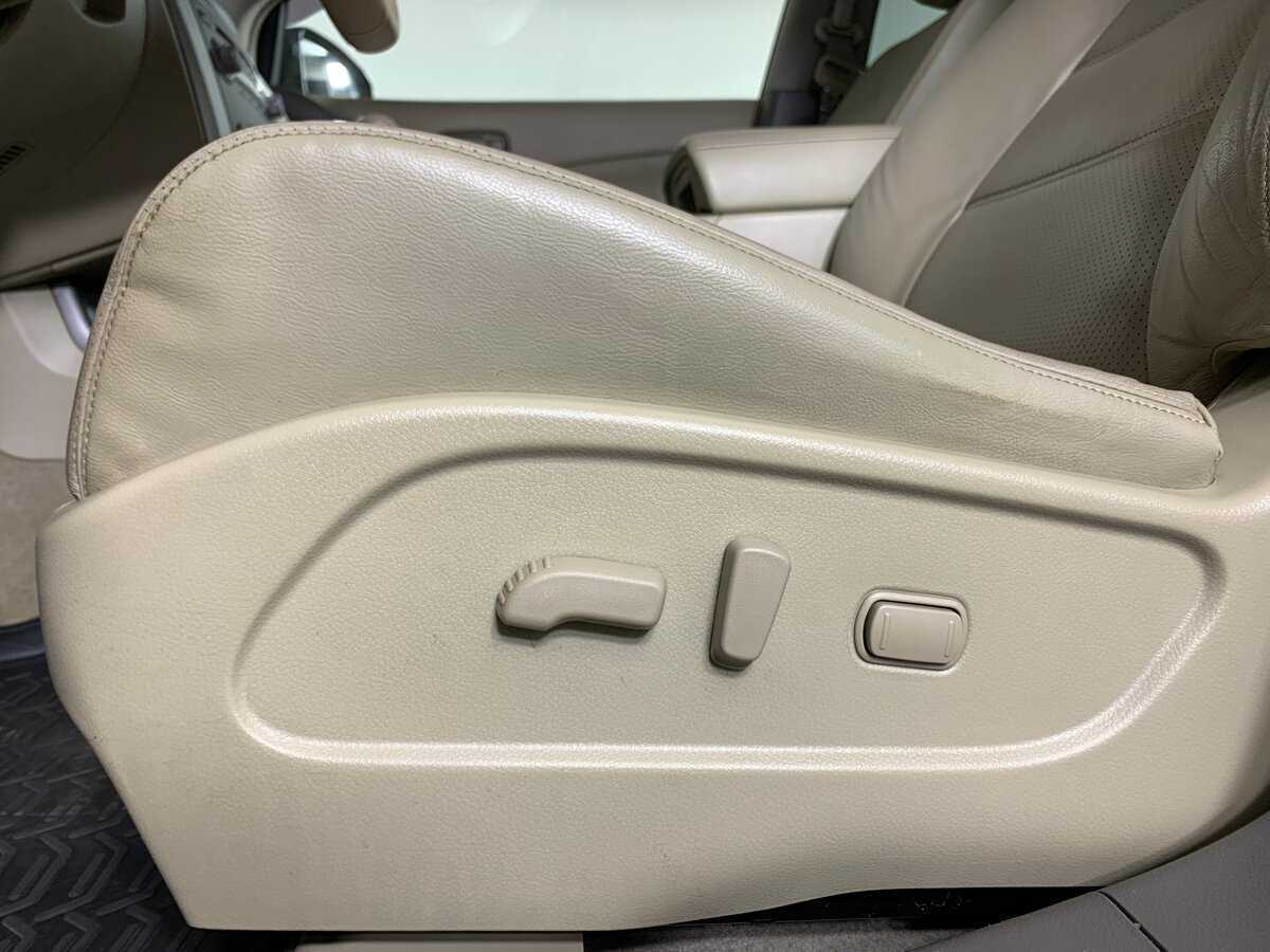 Б/У Ниссан Мурано 2013 года. Фото: #16