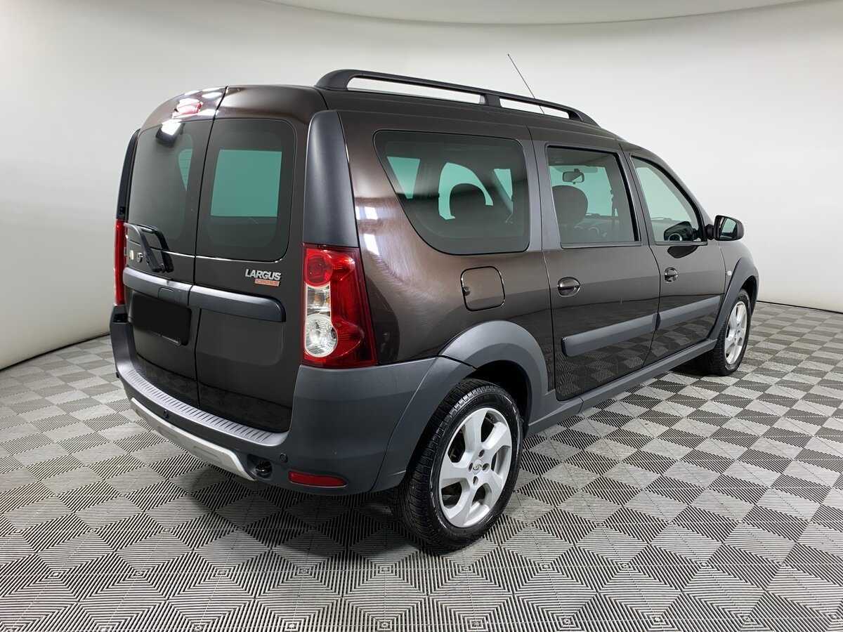 Б/У Лада (ВАЗ) Ларгус 2020 года. Фото: #4