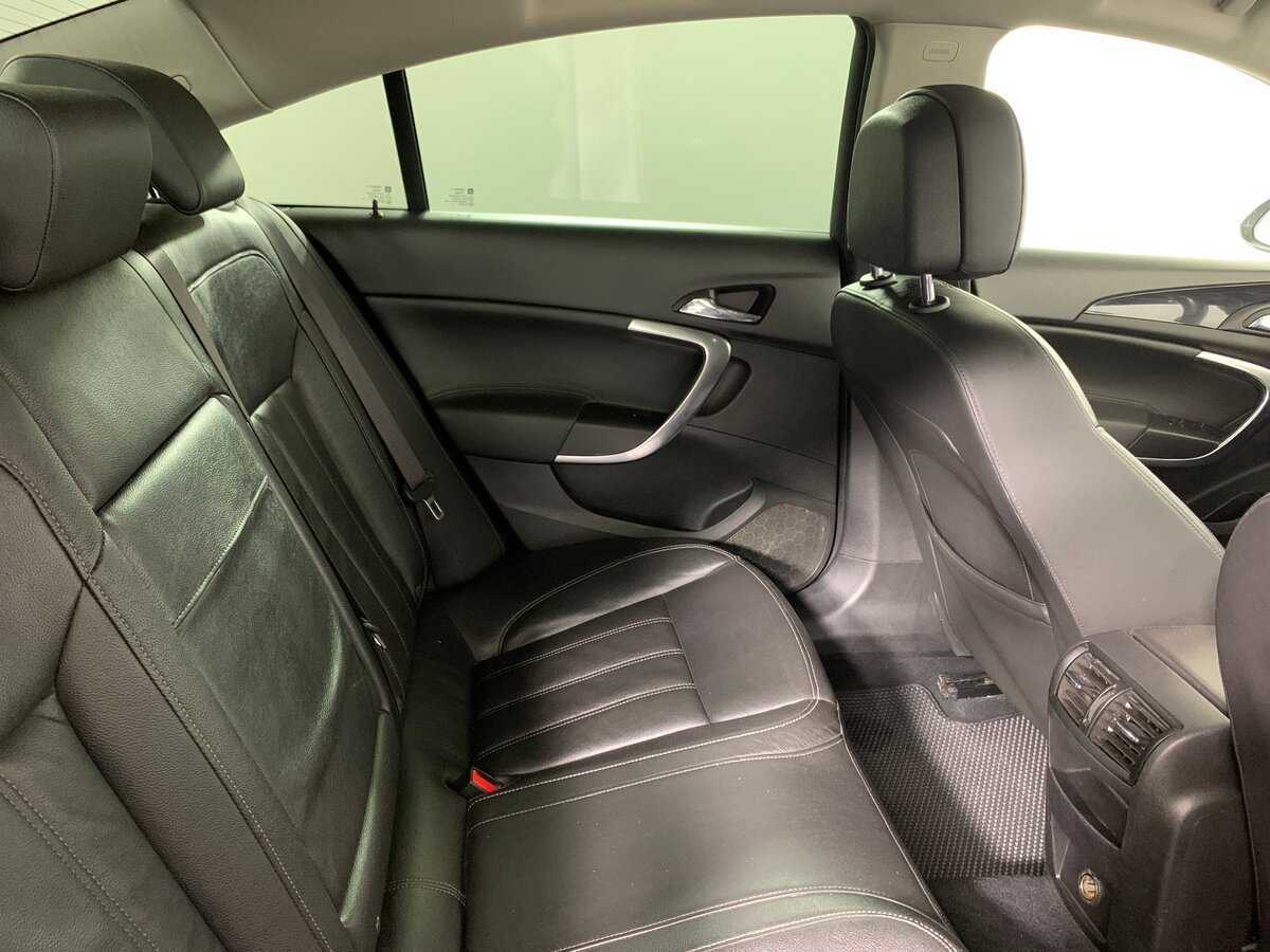 Б/У Опель Инсигния 2014 года. Фото: #16