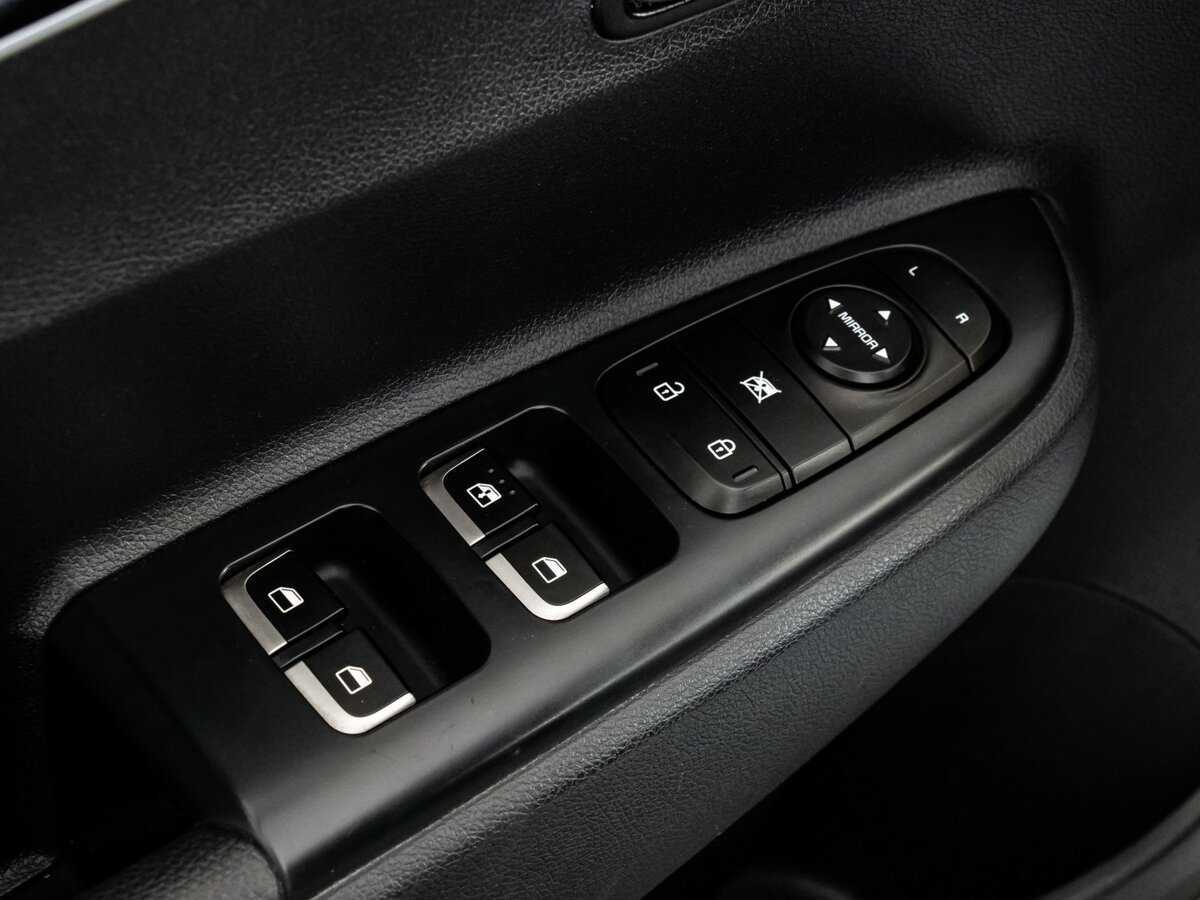 Б/У Киа Рио 2018 года. Фото: #13