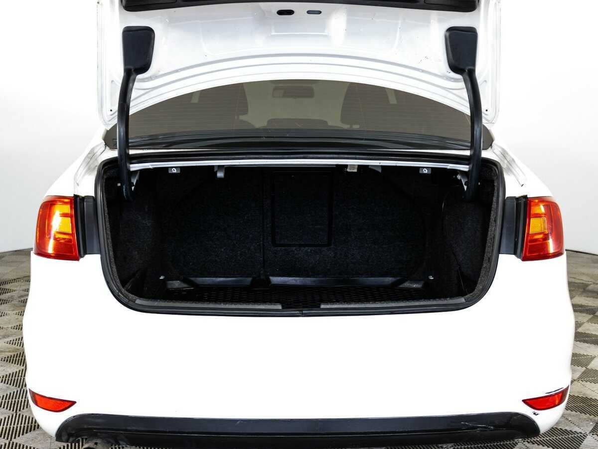 Б/У Фольксваген Джетта 2012 года. Фото: #14