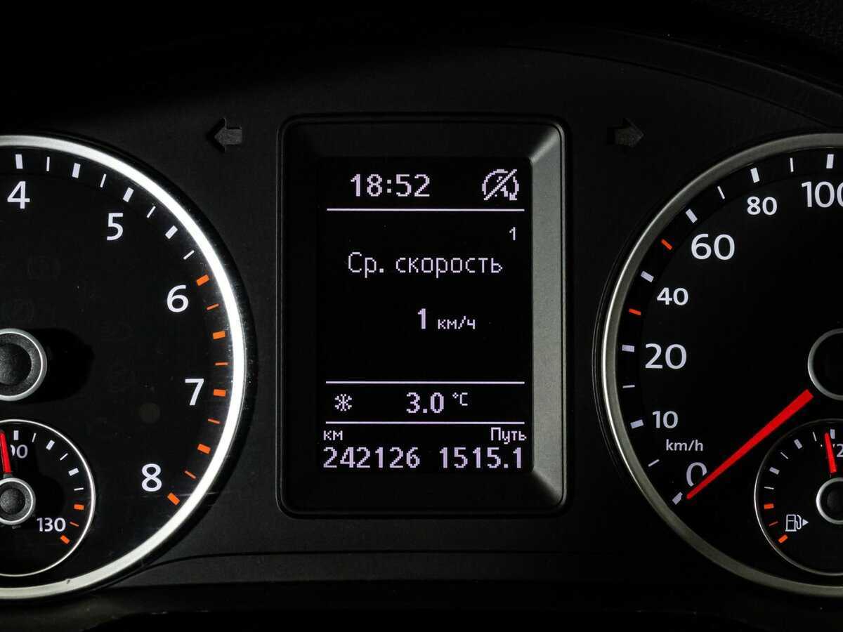 Б/У Фольксваген Тигуан 2015 года. Фото: #16