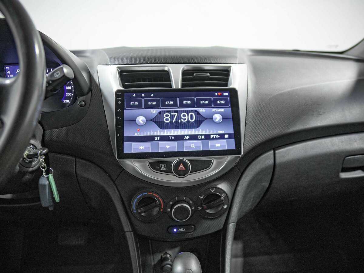 Б/У Хендай Солярис 2013 года. Фото: #8