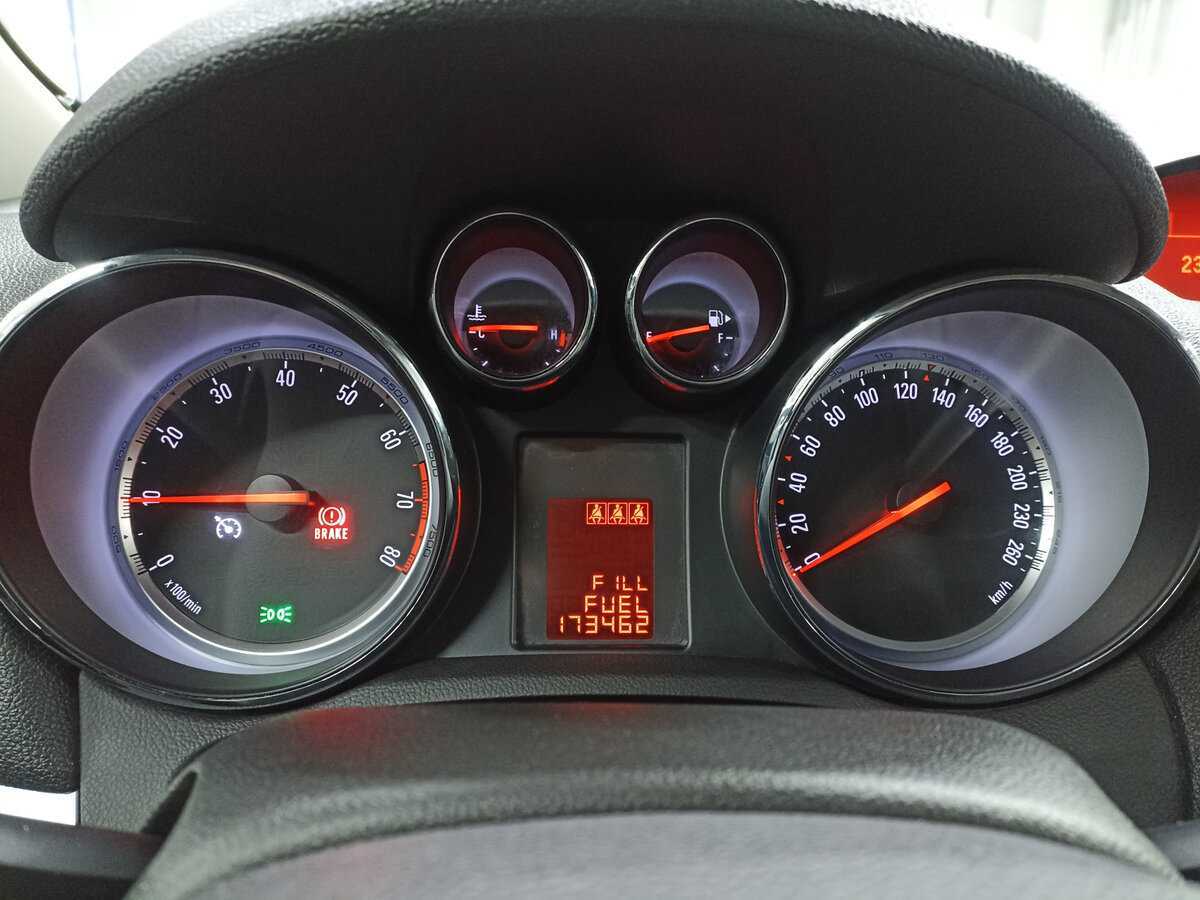 Б/У Опель Мокка 2012 года. Фото: #12