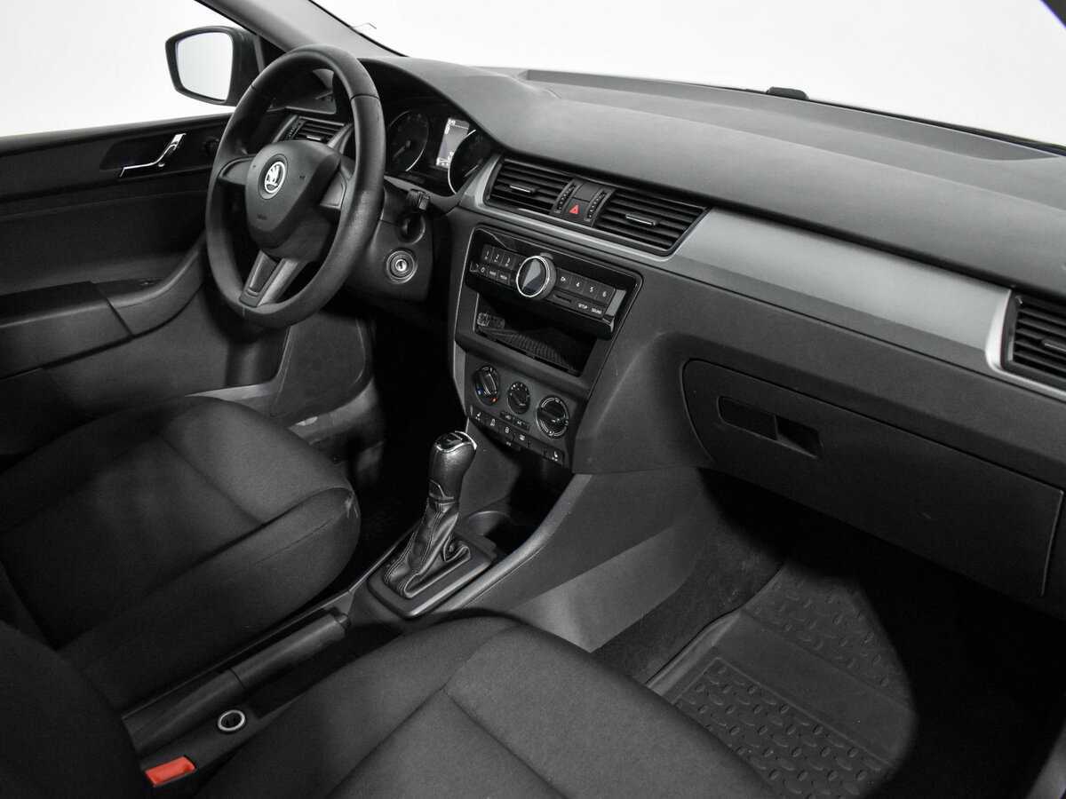 Б/У Шкода Рапид 2017 года. Фото: #9